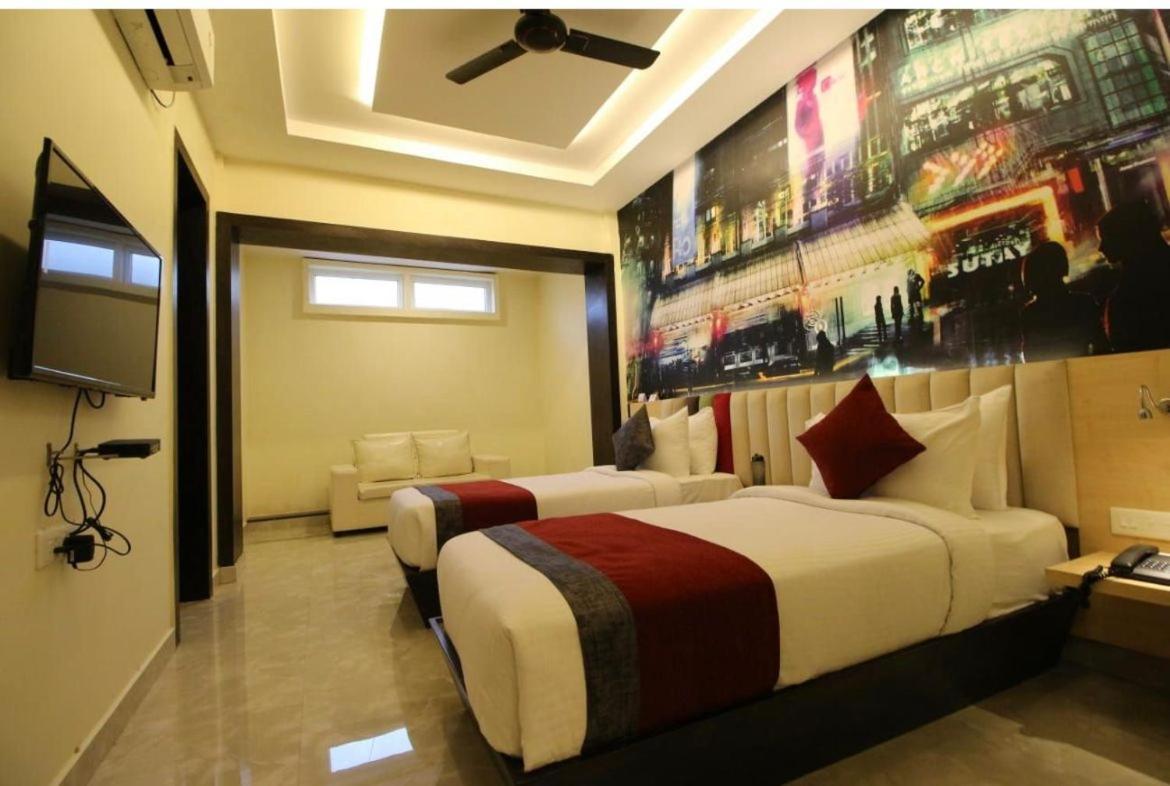 The Butterfly Luxury Serviced Apartments 비사카파트남 외부 사진