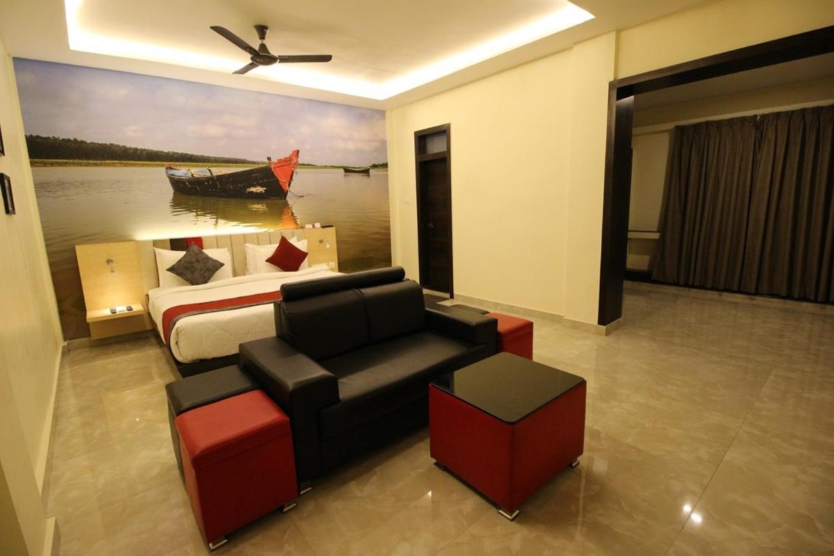 The Butterfly Luxury Serviced Apartments 비사카파트남 외부 사진
